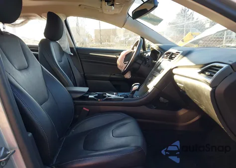 2016 Ford Fusion Titanium из США, поврежденный, VIN 3FA6P0K9XGR217587